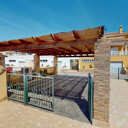 Immaculate With Sea Views! Ferienhaus Mutxamel